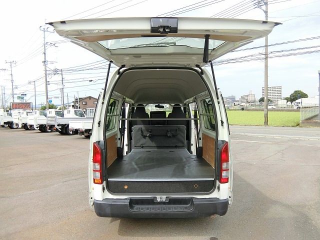 Toyota HIACE VAN 2017-07 20716-11