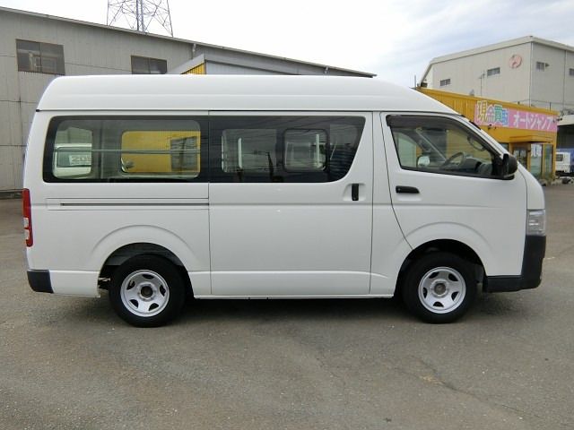 Toyota HIACE VAN 2017-07 20716-7
