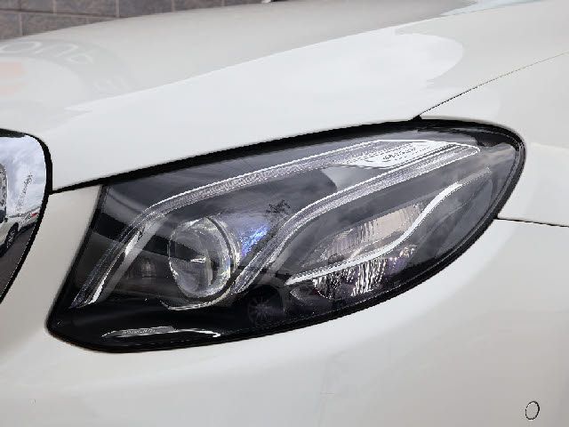 Mercedes Benz E-CLASS 2016-10 18947-19
