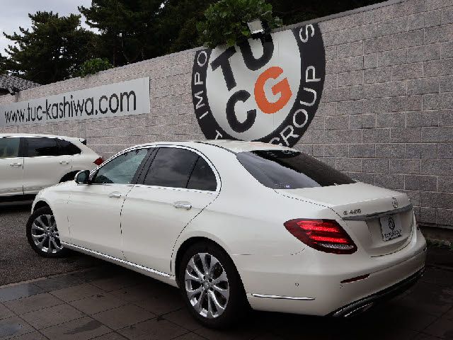 Mercedes Benz E-CLASS 2016-10 18947-12