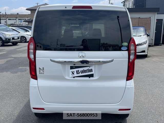 Honda N BOX 2019-03 278717-3