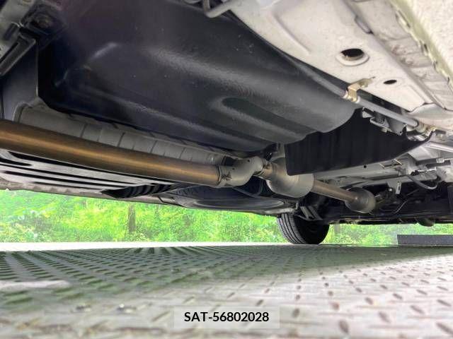 Toyota NOAH 2003-06 300583-18