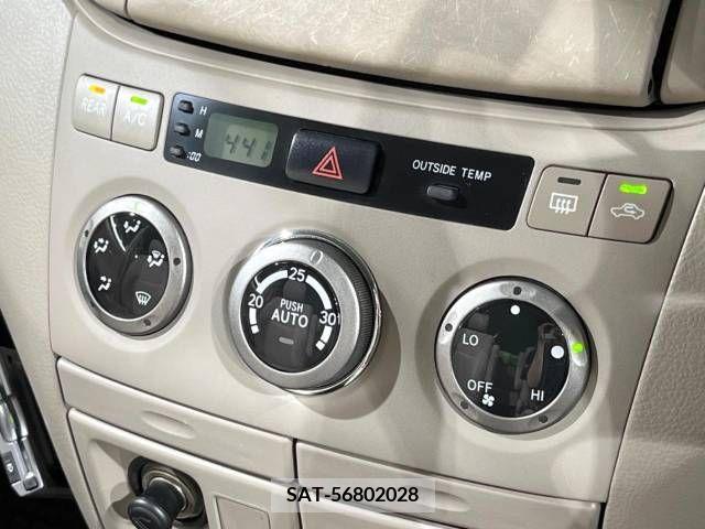 Toyota NOAH 2003-06 300583-5