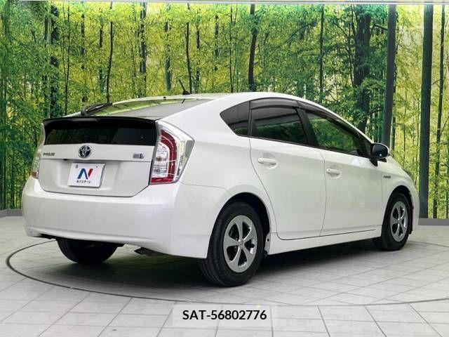 Toyota PRIUS 2013-01 322024-17