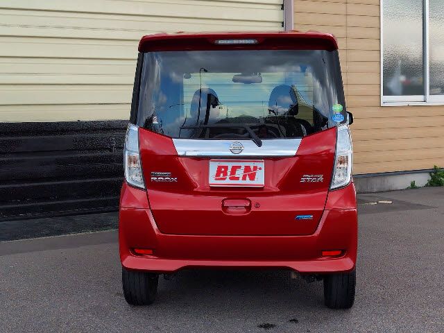Nissan DAYZ ROOX 2016-09 180797-23