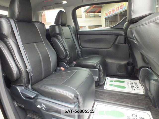 Toyota VELLFIRE 2017-04 375506-10