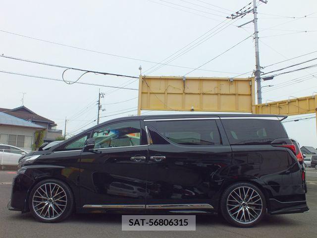 Toyota VELLFIRE 2017-04 375506-3
