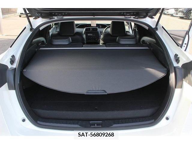 Toyota PRIUS PHV 2017-12 212536-7