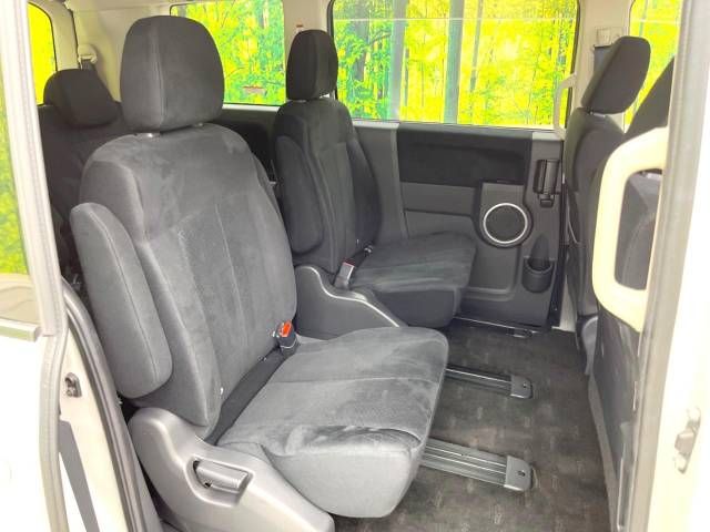 Mitsubishi DELICA D5 2016-08 18786-8