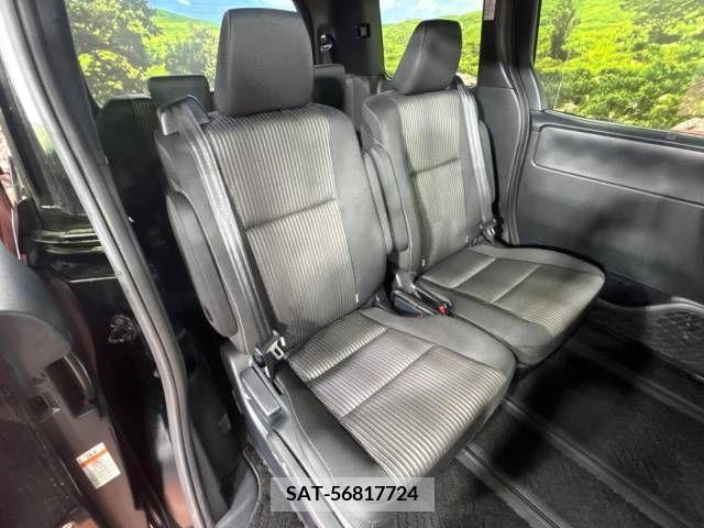 Toyota VOXY 2018-07 395011-9