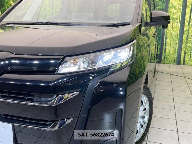 Toyota NOAH 2023-04 378078-13