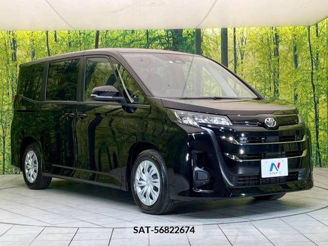 Toyota NOAH 2023-04 378078-17