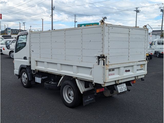 Mitsubishi CANTER 2004-06 8446-10
