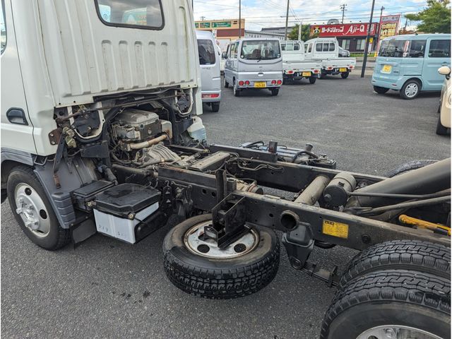 Mitsubishi CANTER 2004-06 8446-15