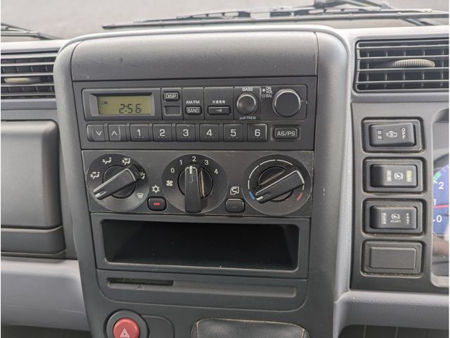 Mitsubishi CANTER 2004-06 8446-19