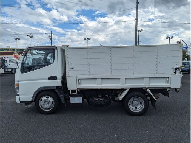 Mitsubishi CANTER 2004-06 8446-7
