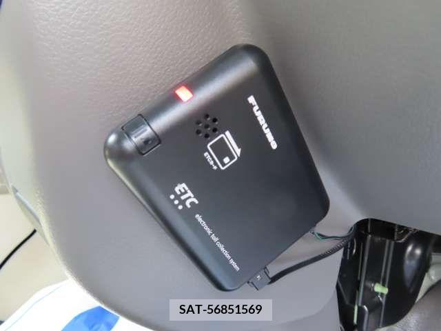 Suzuki EVERY 2022-10 359952-17