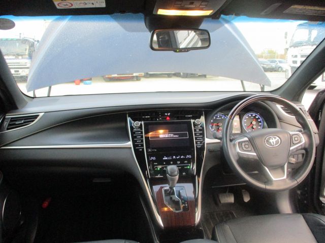 Toyota HARRIER 2017-03 188776-2