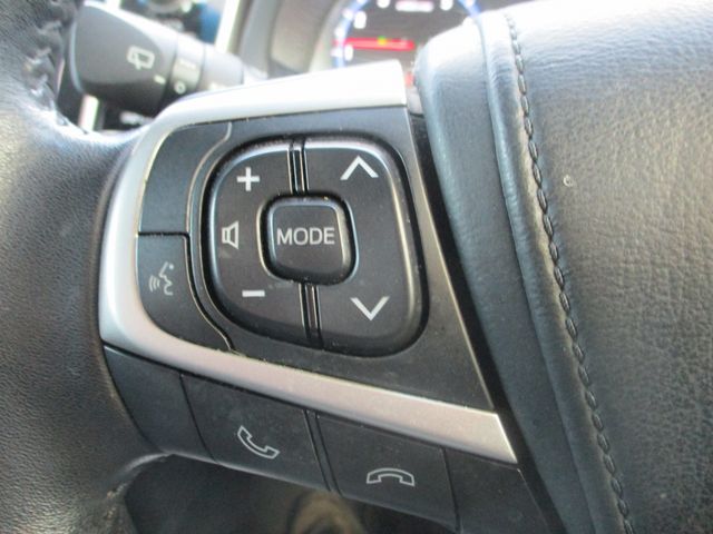 Toyota HARRIER 2017-03 188776-17