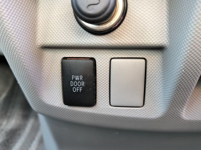 Toyota ESTIMA 2008-04 186732-18