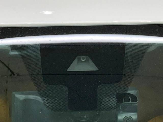 Nissan KICKS 2020-11 182734-2