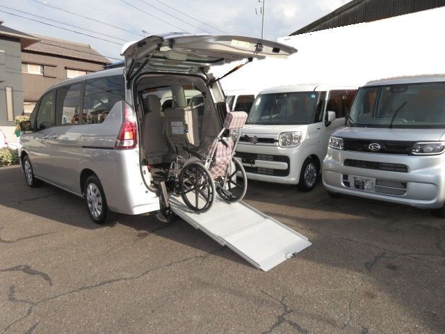 Nissan SERENA 2019-10 22803-0