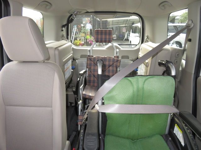 Nissan SERENA 2019-10 22803-6
