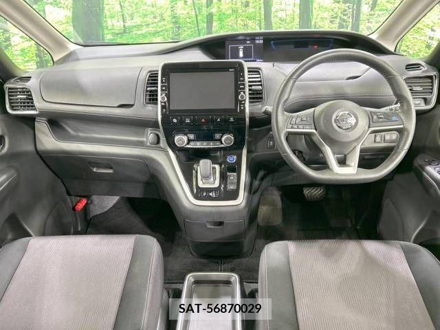 Nissan SERENA 2018-04 220243-1