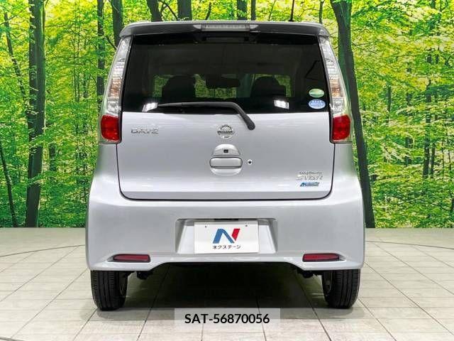 Nissan DAYZ 2015-03 323317-15