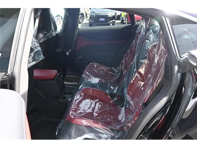 Porsche Taycan 2021-02 2860-23