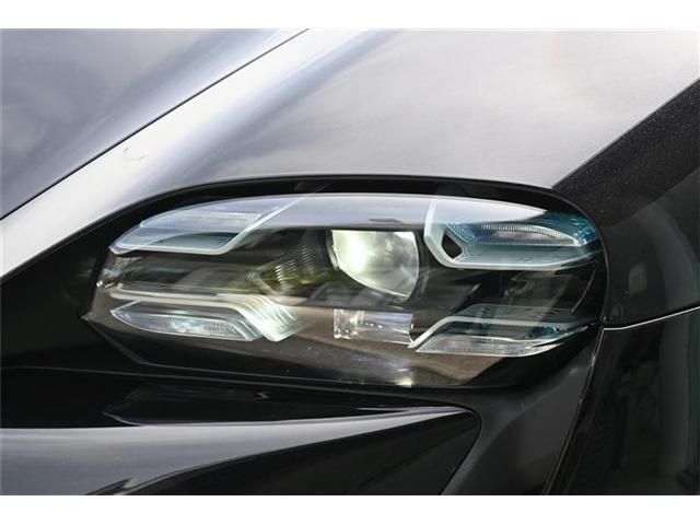 Porsche Taycan 2021-02 2860-26