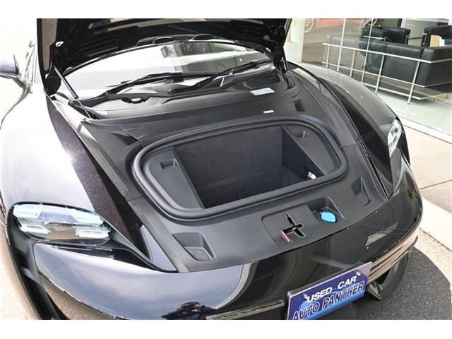 Porsche Taycan 2021-02 2860-25
