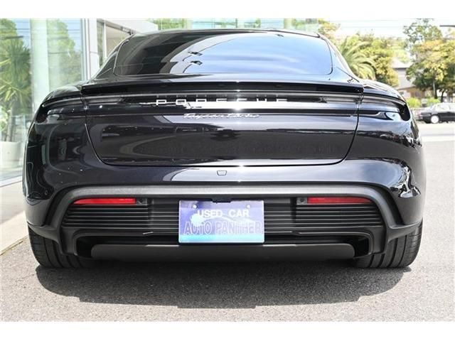 Porsche Taycan 2021-02 2860-3
