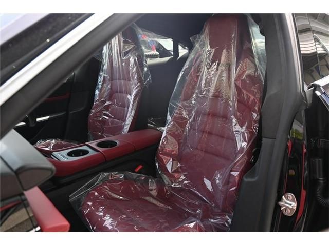 Porsche Taycan 2021-02 2860-21