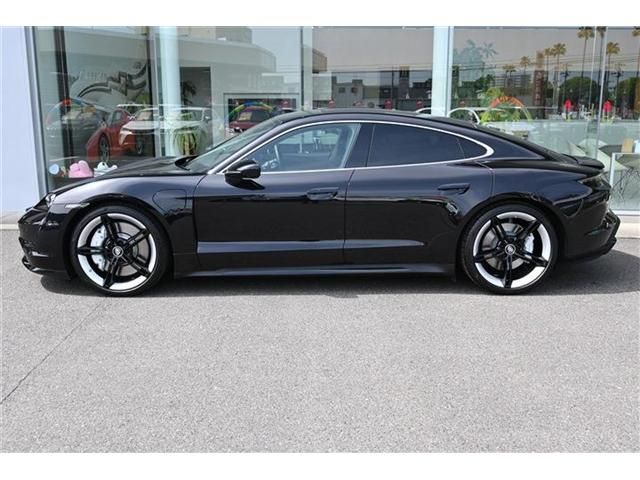 Porsche Taycan 2021-02 2860-1