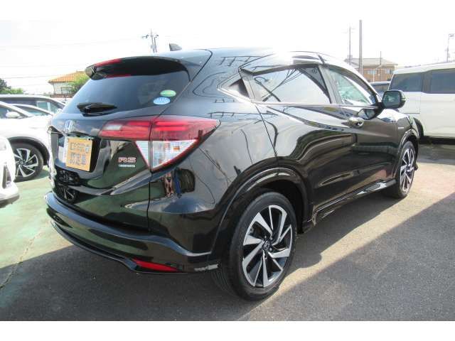 Honda VEZEL 2018-03 20357-3