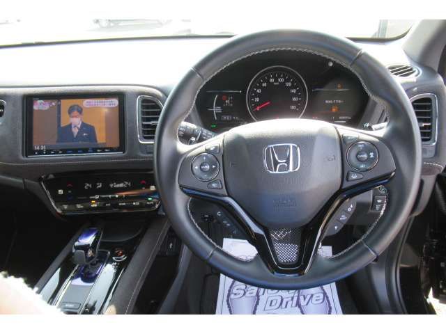 Honda VEZEL 2018-03 20357-8