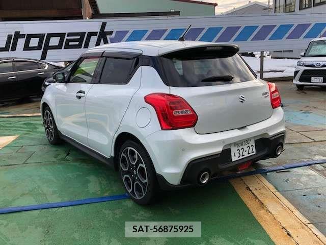 Suzuki SWIFT 2022-02 320806-4