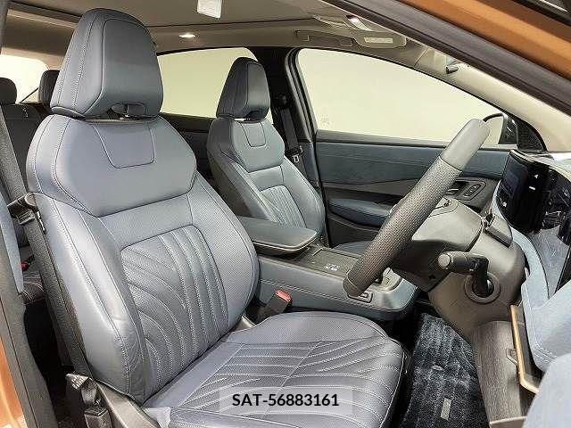 Nissan Ariya 2022-03 260675-4