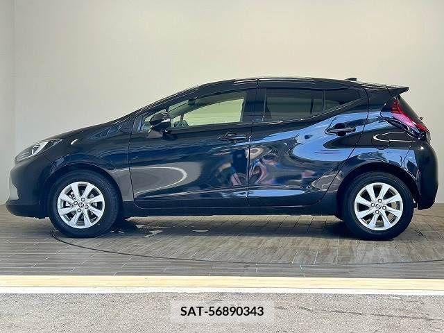Toyota AQUA 2022-04 292219-13