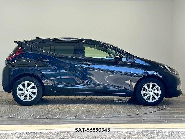 Toyota AQUA 2022-04 292219-14