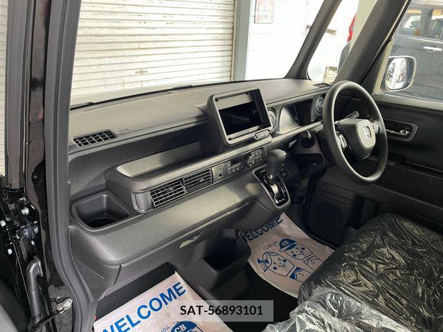 Honda N BOX CUSTOM 2024-02 213307-19