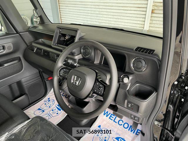 Honda N BOX CUSTOM 2024-02 213307-15