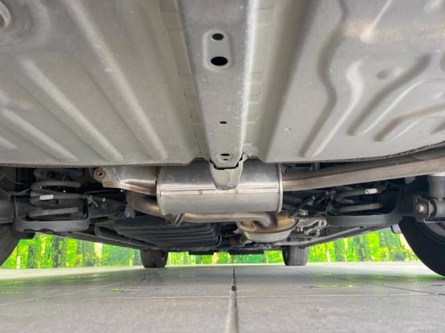 Toyota VOXY 2018-12 193832-19