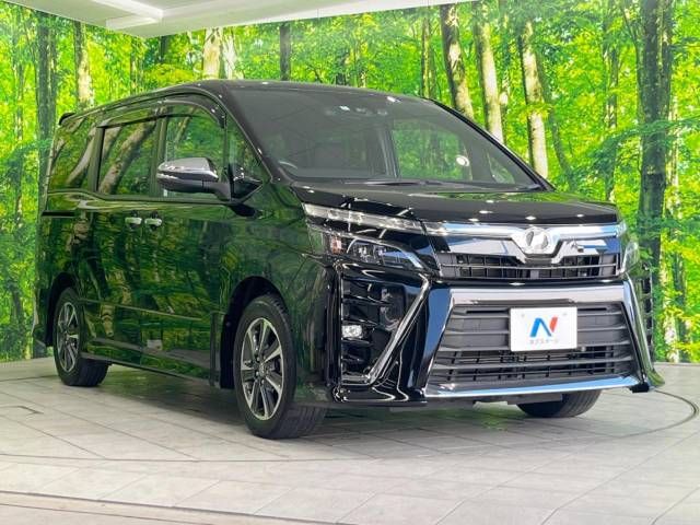 Toyota VOXY 2018-12 193832-16