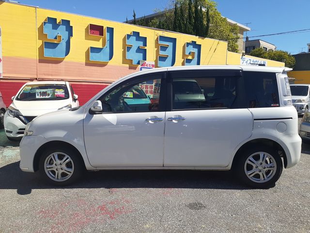 Toyota SIENTA 2015-05 16209-8