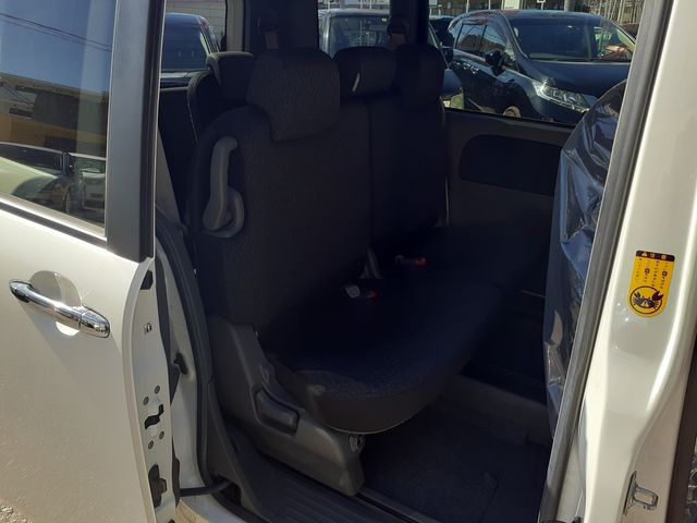 Toyota SIENTA 2015-05 16209-15