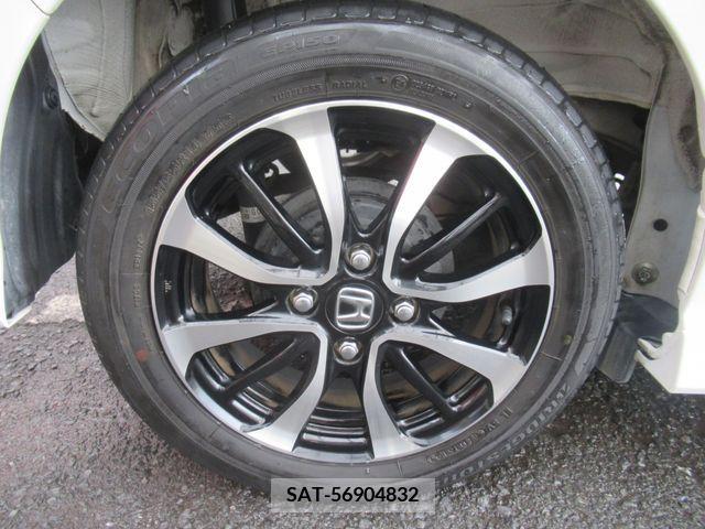 Honda N BOX CUSTOM 2019-10 378041-7