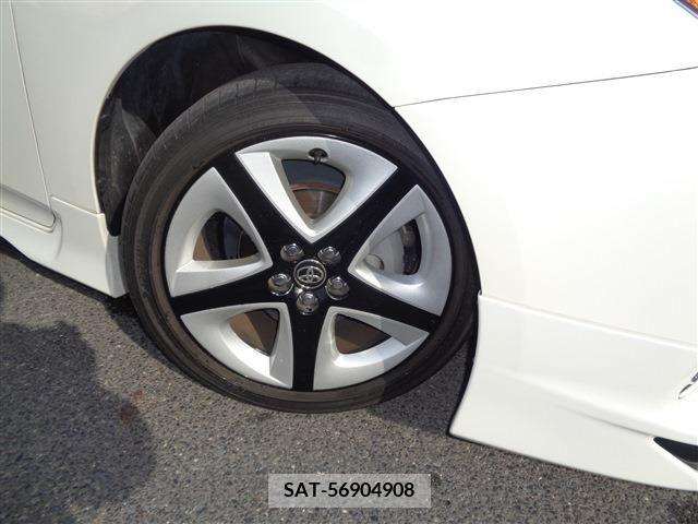 Toyota PRIUS 2018-11 282009-5