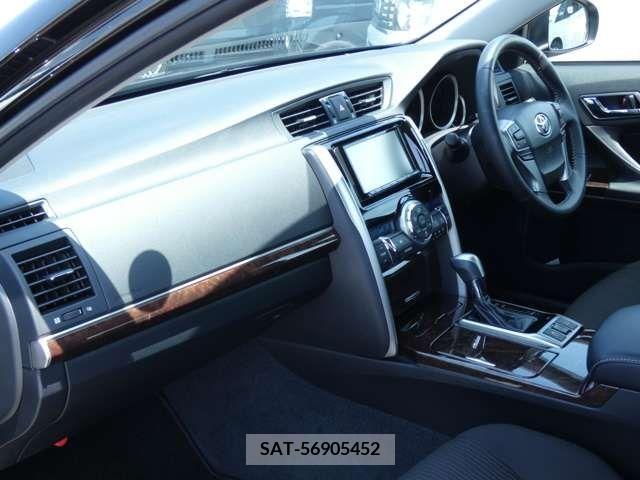 Toyota MARK X 2017-01 201601-10